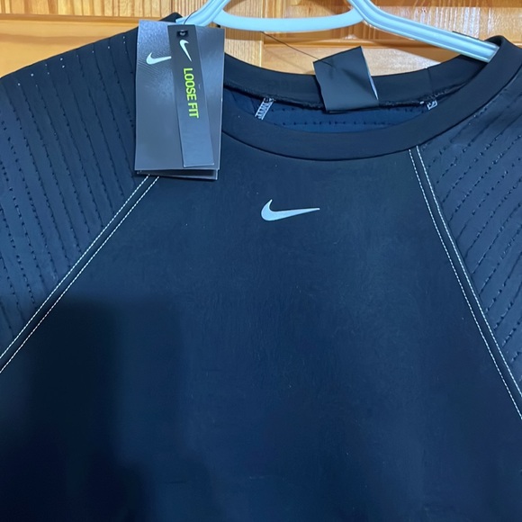 Nike Pro Womens Loose Fit sweatshirt Size M - Picture 2 of 5